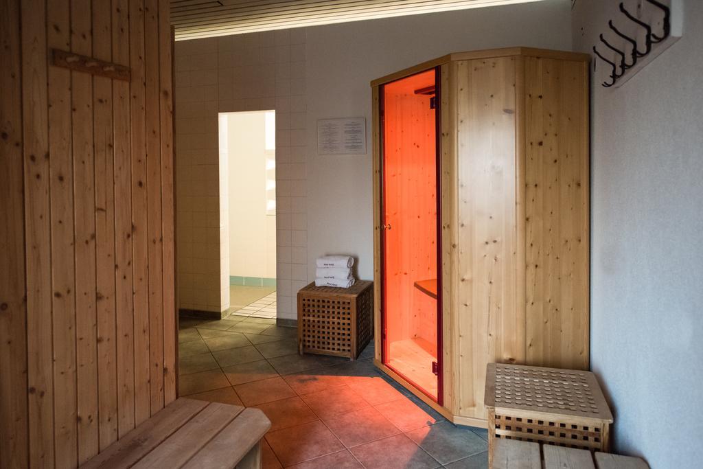 Hotel Schiff Am 슈룩흐제 외부 사진
